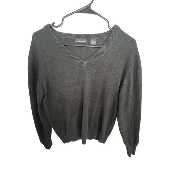 MODA International Silk And Cashmere Blend Basic Black V-Neck Sweater - Picture 1 of 4